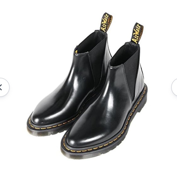 Dr. Martens Shoes - Dr martens low shaft Chelsea boot black size 7 GUC